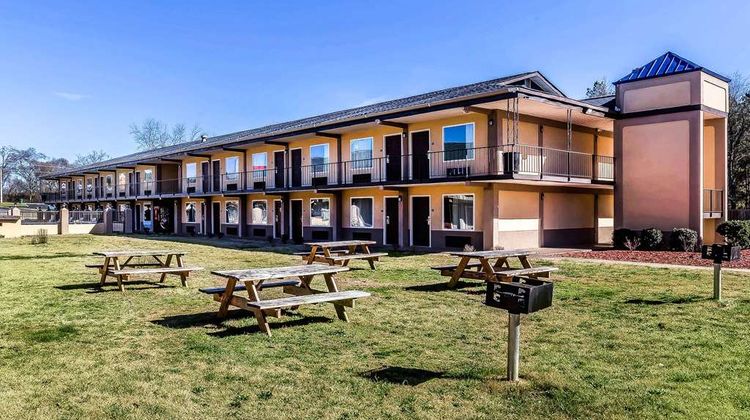 Econo Lodge Lavonia Exterior