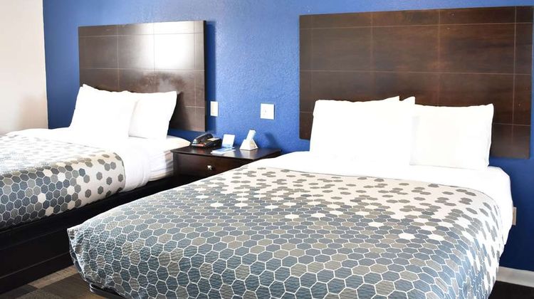 Rodeway Inn Swainsboro Room