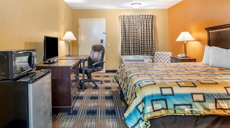 <b>Econo Lodge Cuthbert Suite</b>. Images powered by <a href="https://iceportal.shijigroup.com/" title="IcePortal" target="_blank">IcePortal</a>.