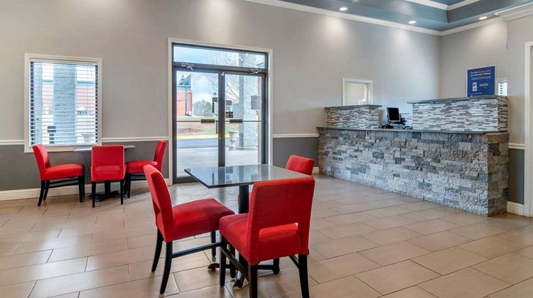 Econo Lodge Cuthbert Lobby