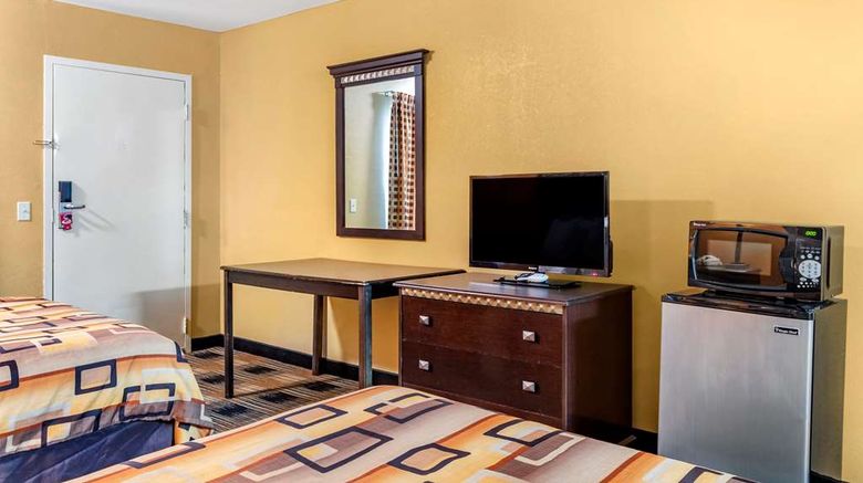 <b>Econo Lodge Cuthbert Room</b>. Images powered by <a href="https://iceportal.shijigroup.com/" title="IcePortal" target="_blank">IcePortal</a>.