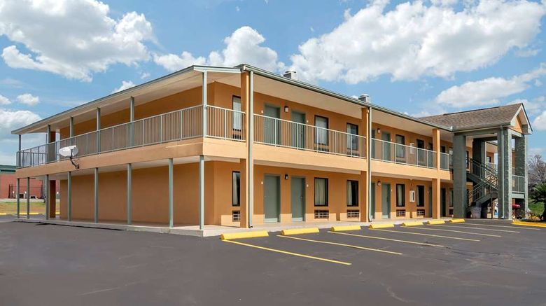 <b>Econo Lodge Cuthbert Exterior</b>. Images powered by <a href="https://iceportal.shijigroup.com/" title="IcePortal" target="_blank">IcePortal</a>.