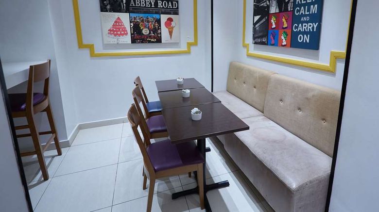 <b>Comfort Inn Victoria Restaurant</b>. Images powered by <a href="https://iceportal.shijigroup.com/" title="IcePortal" target="_blank">IcePortal</a>.