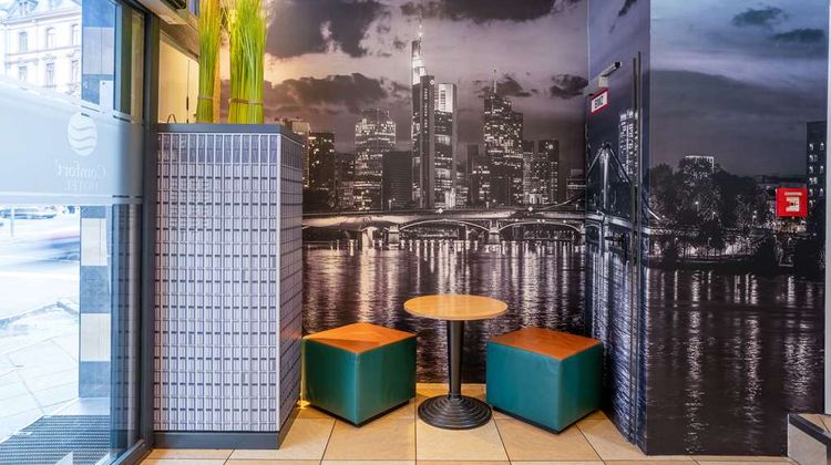 Comfort Hotel Frankfurt City Centre Lobby