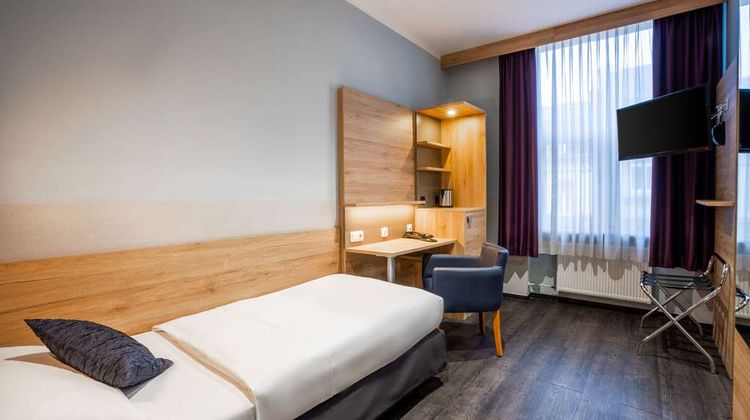 Comfort Hotel Frankfurt City Centre Room