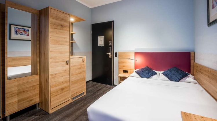 Comfort Hotel Frankfurt City Centre Room
