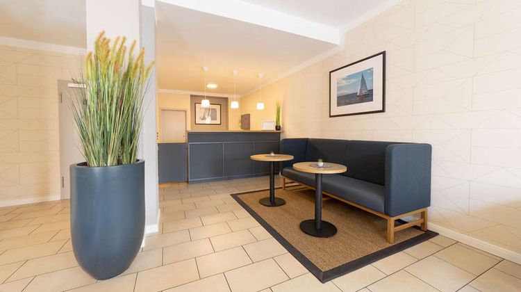 Comfort Hotel tom Kyle Lobby