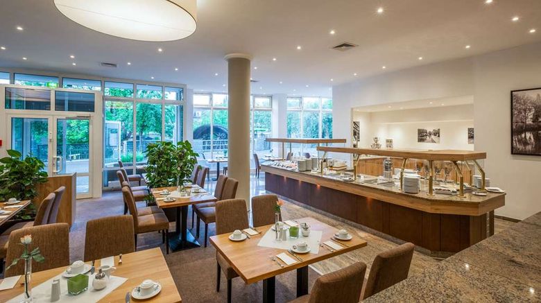 <b>Quality Hotel Lippstadt Restaurant</b>. Images powered by <a href="https://iceportal.shijigroup.com/" title="IcePortal" target="_blank">IcePortal</a>.