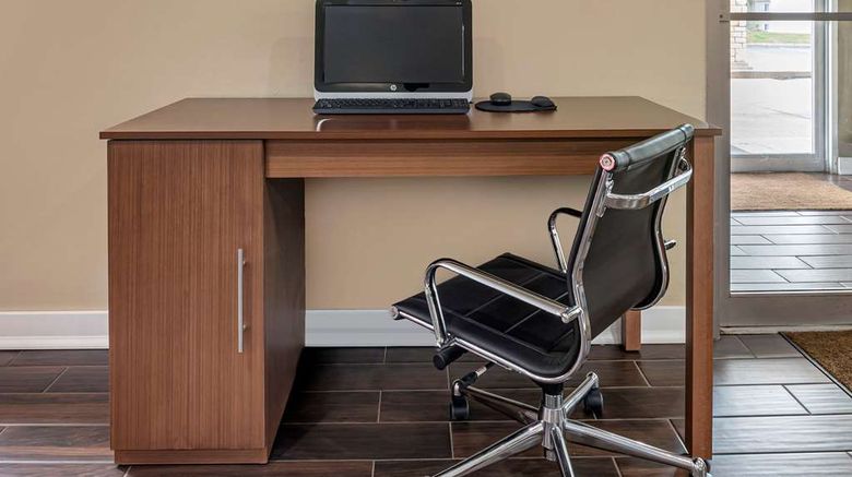<b>Comfort Inn Muscatine Other</b>. Images powered by <a href="https://iceportal.shijigroup.com/" title="IcePortal" target="_blank">IcePortal</a>.