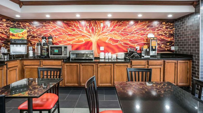 <b>Quality Inn South Restaurant</b>. Images powered by <a href="https://iceportal.shijigroup.com/" title="IcePortal" target="_blank">IcePortal</a>.
