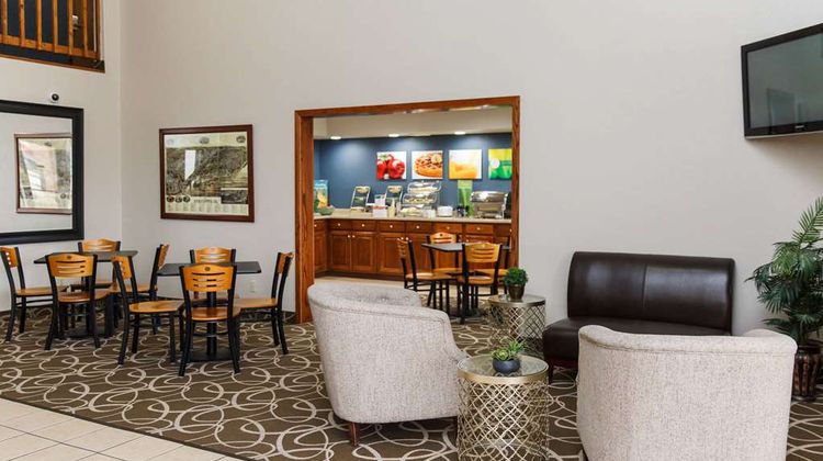 Quality Inn Lobby