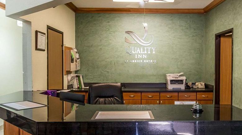 <b>Quality Inn at Collins Road Lobby</b>. Images powered by <a href="https://iceportal.shijigroup.com/" title="IcePortal" target="_blank">IcePortal</a>.