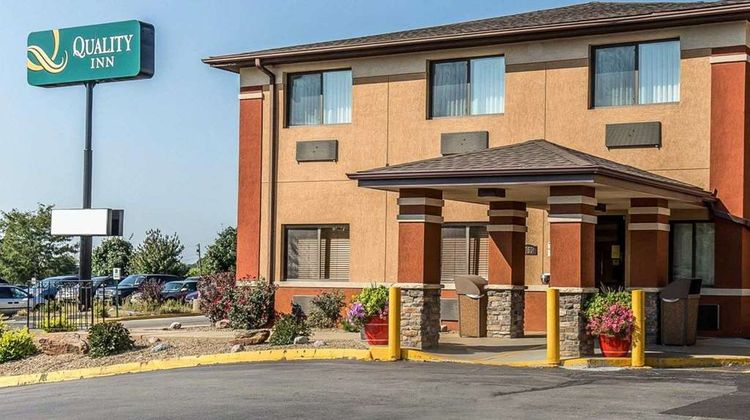 Quality Inn at Collins Road Exterior