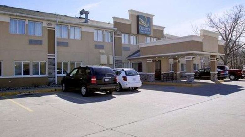 <b>Quality Inn & Suites Exterior</b>. Images powered by <a href="https://iceportal.shijigroup.com/" title="IcePortal" target="_blank">IcePortal</a>.
