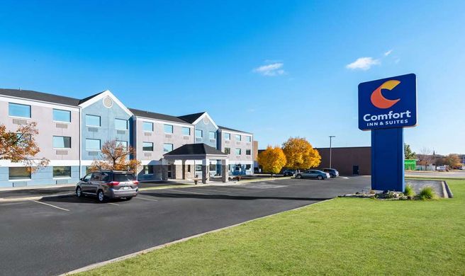 Comfort Inn & Suites Exterior