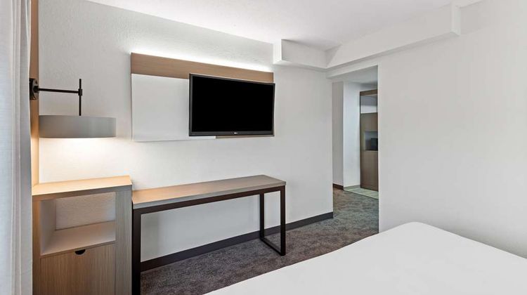 Comfort Inn & Suites Suite