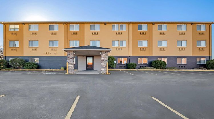 Quality Inn Dubuque Exterior