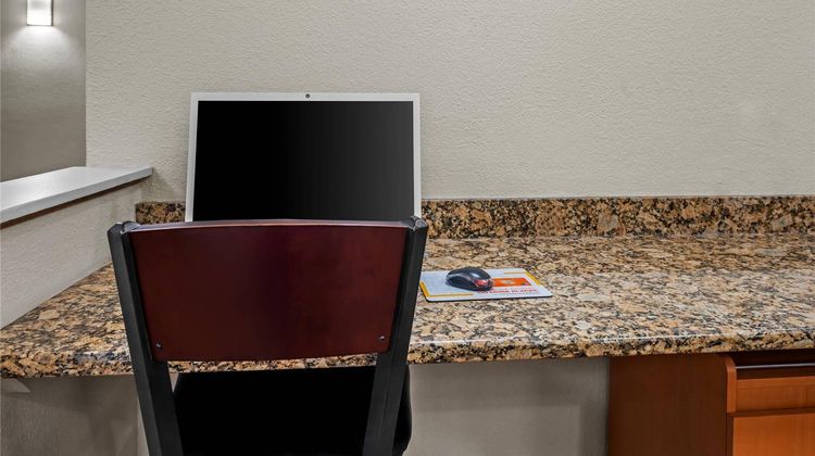 Quality Inn Dubuque Other