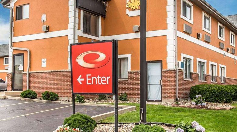<b>Econo Lodge Cedar Rapids South Exterior</b>. Images powered by <a href="https://iceportal.shijigroup.com/" title="IcePortal" target="_blank">IcePortal</a>.