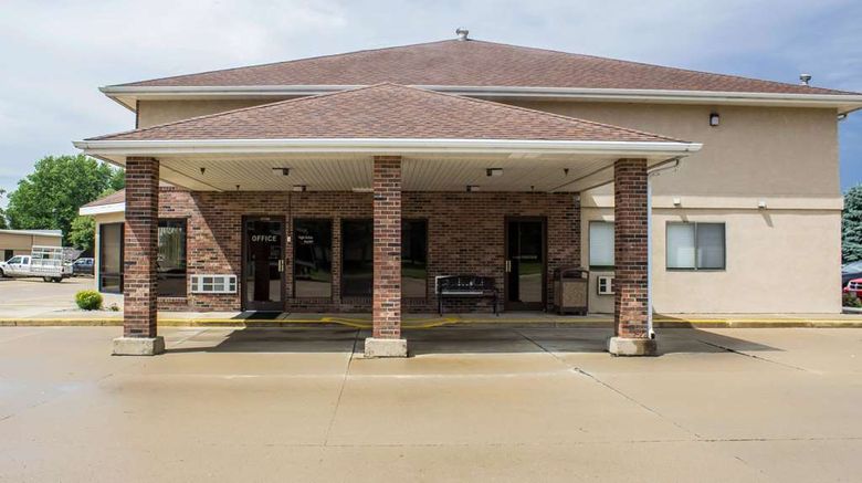 <b>Econo Lodge Exterior</b>. Images powered by <a href="https://iceportal.shijigroup.com/" title="IcePortal" target="_blank">IcePortal</a>.