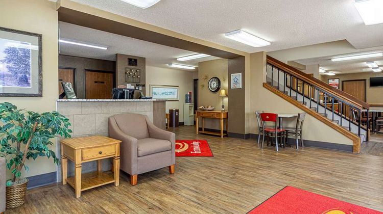 Econo Lodge Lobby