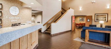 Comfort Inn Lobby