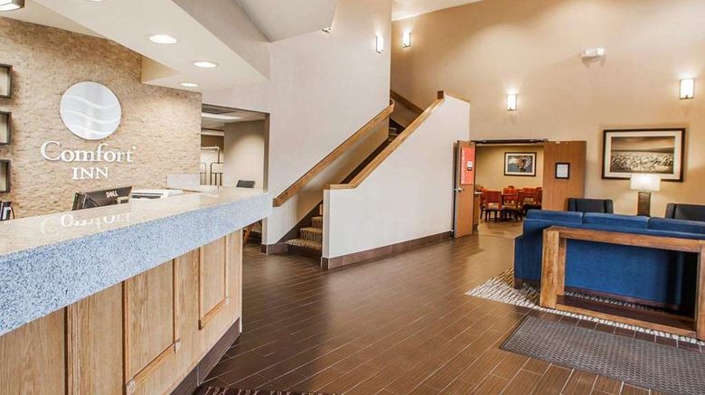 <b>Comfort Inn Lobby</b>. Images powered by <a href="https://iceportal.shijigroup.com/" title="IcePortal" target="_blank">IcePortal</a>.