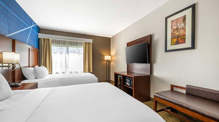 Comfort Suites Council Bluffs Room