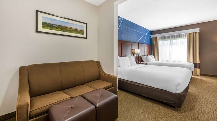 Comfort Suites Council Bluffs Room