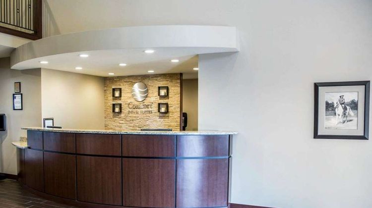 Comfort Inn & Suites Riverview Lobby