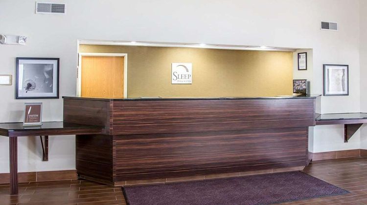 Sleep Inn & Suites Lobby