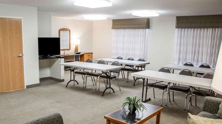 Sleep Inn And Suites Davenport - Quad Cities Meeting