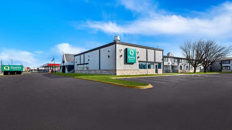<b>Quality Inn Exterior</b>. Images powered by <a href="https://iceportal.shijigroup.com/" title="IcePortal" target="_blank">IcePortal</a>.