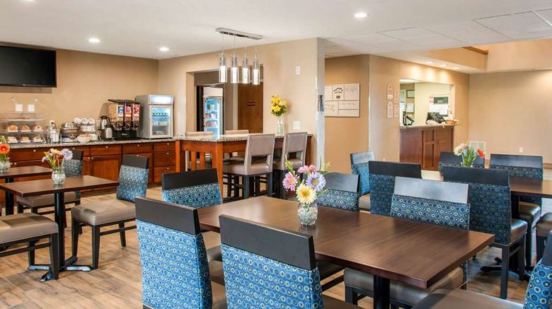 <b>MainStay Suites Restaurant</b>. Images powered by <a href="https://iceportal.shijigroup.com/" title="IcePortal" target="_blank">IcePortal</a>.