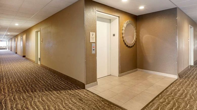 <b>MainStay Suites Lobby</b>. Images powered by <a href="https://iceportal.shijigroup.com/" title="IcePortal" target="_blank">IcePortal</a>.