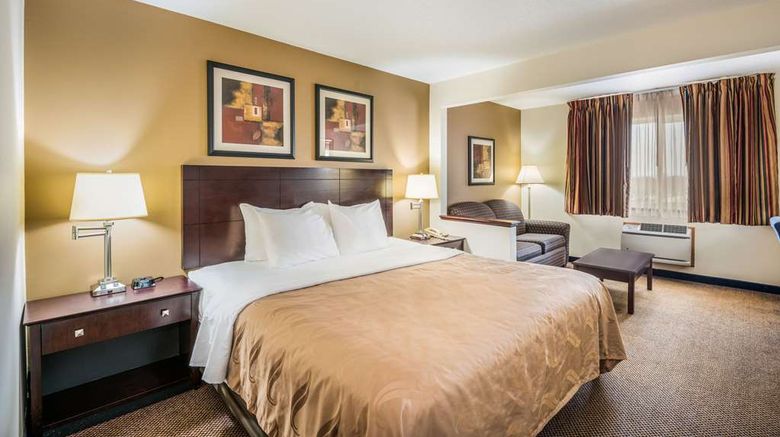 <b>Quality Inn Suite</b>. Images powered by <a href="https://iceportal.shijigroup.com/" title="IcePortal" target="_blank">IcePortal</a>.