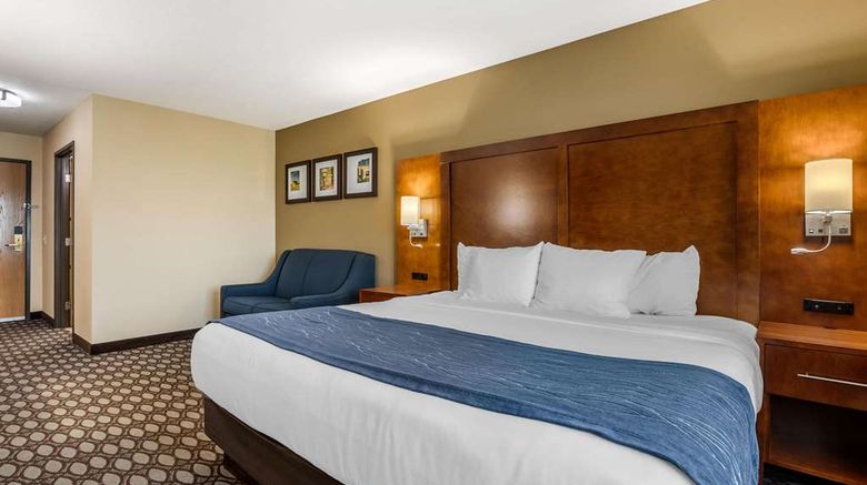 <b>Comfort Inn Story City Room</b>. Images powered by <a href="https://iceportal.shijigroup.com/" title="IcePortal" target="_blank">IcePortal</a>.