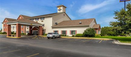 Comfort Inn Story City Exterior