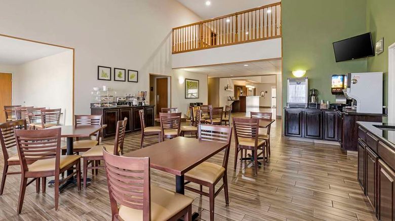 <b>Sleep Inn and Suites Charles City Restaurant</b>. Images powered by <a href="https://iceportal.shijigroup.com/" title="IcePortal" target="_blank">IcePortal</a>.