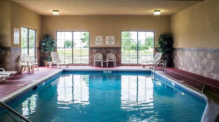 Econo Lodge Ankeny-Des Moines Pool