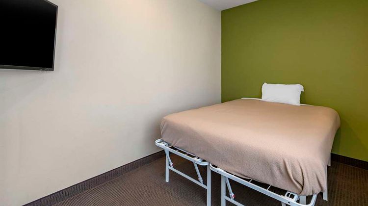 Sleep Inn & Suites Suite