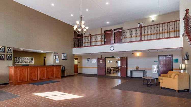 Sleep Inn & Suites Lobby