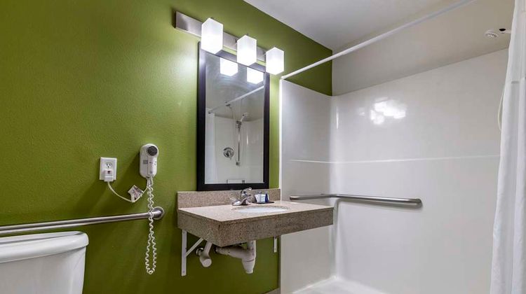 Sleep Inn & Suites Room