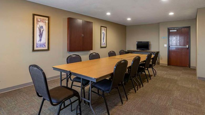 <b>Sleep Inn & Suites Meeting</b>. Images powered by <a href="https://iceportal.shijigroup.com/" title="IcePortal" target="_blank">IcePortal</a>.