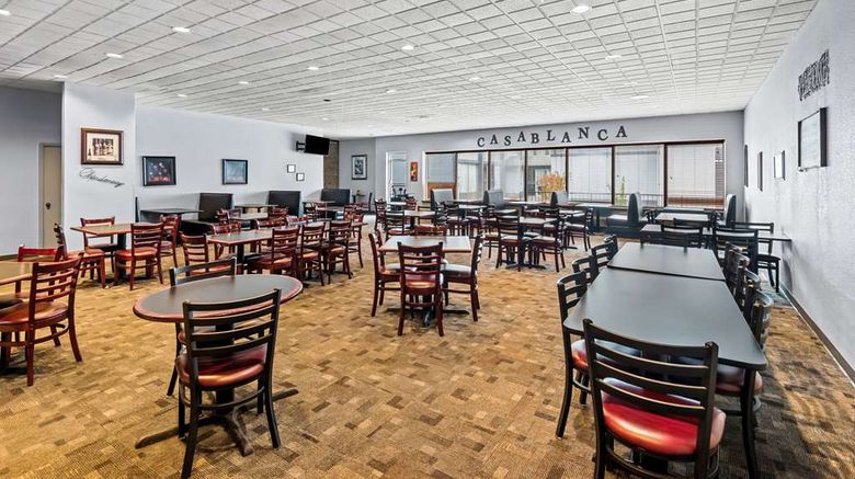 <b>Quality Inn Restaurant</b>. Images powered by <a href="https://iceportal.shijigroup.com/" title="IcePortal" target="_blank">IcePortal</a>.