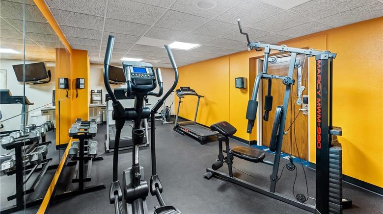 <b>Quality Inn Health</b>. Images powered by <a href="https://iceportal.shijigroup.com/" title="IcePortal" target="_blank">IcePortal</a>.