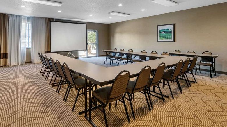 <b>Comfort Suites Cedar Falls Meeting</b>. Images powered by <a href="https://iceportal.shijigroup.com/" title="IcePortal" target="_blank">IcePortal</a>.