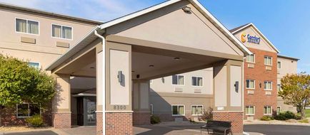 Comfort Inn & Suites Exterior