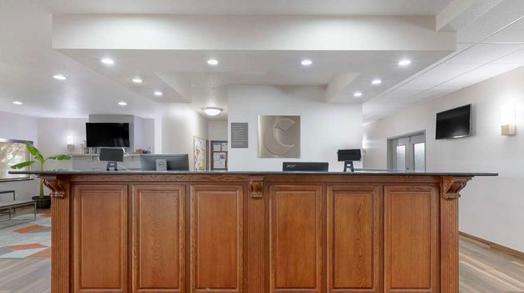 Comfort Inn & Suites Lobby