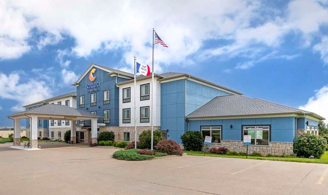 Comfort Inn & Suites Exterior